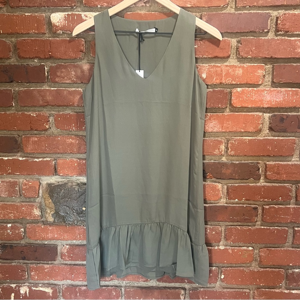 Three Eighty Two women's pullover mini dress tiered ruffle size XS green NWT